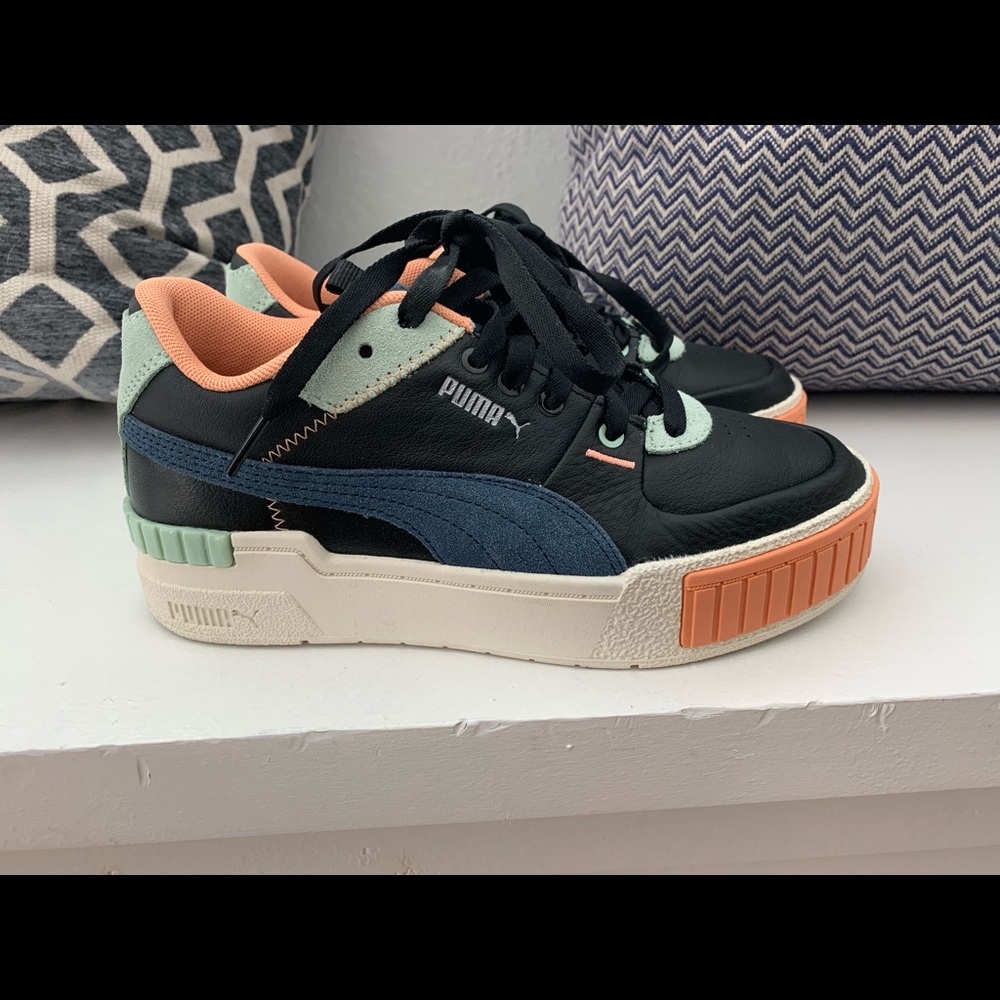 Puma like new worn 1x
